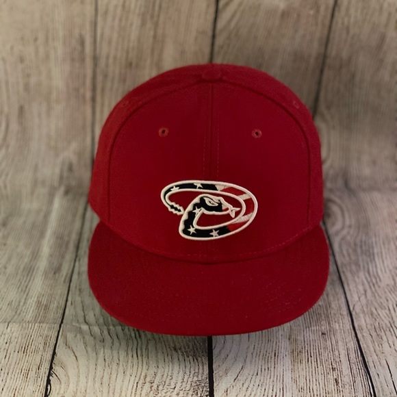 Arizona Diamondbacks- Red White and Blue Logo Fitted Size 8 - Picture 1 of 8